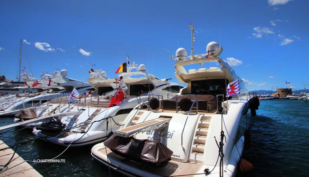 How to find best yacht charter deals