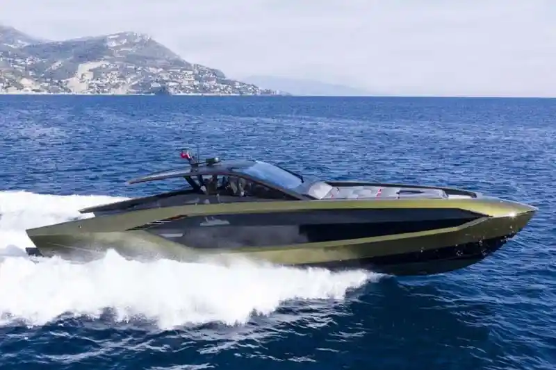 Lamborghini 63 boat rental: feel the thrill of speed & power